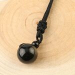 Collier pendentif boule oeil de tigre