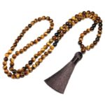 Le collier Mala en œil de tigre soulage la douleur